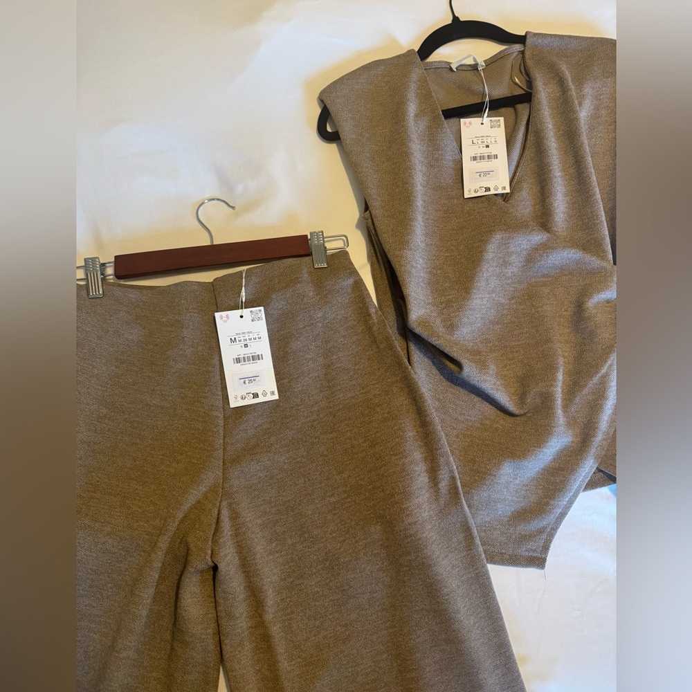 ZARA WOMAN LIGHT BROWN TEXTURED CLASP TOP AND MATCHING PANTS - Size M - Picture 3 of 3